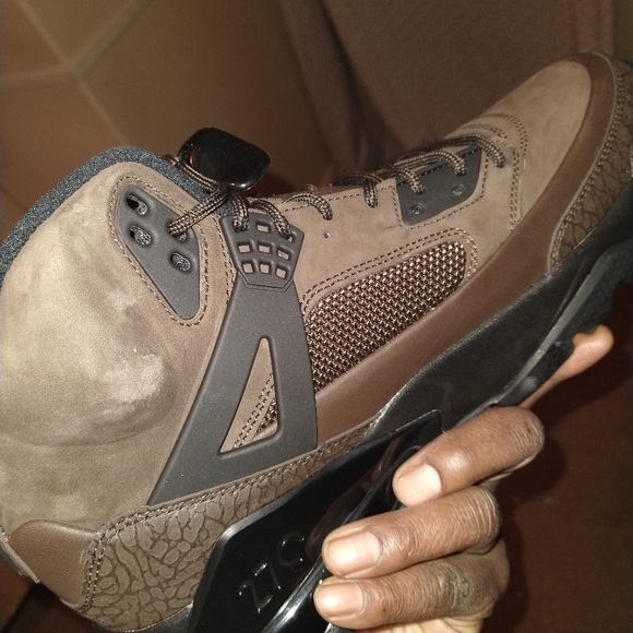 Jordan spiziks boots - Picture 7 of 8